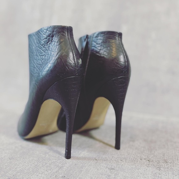 ALDO BOOTIES - Picture 3 of 3